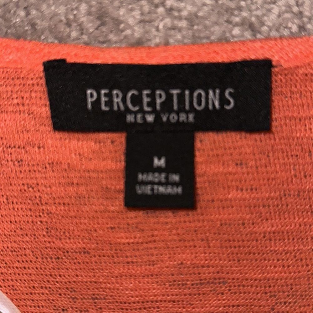 Perceptions New York Cropped Cardigan! - Picture 5 of 8